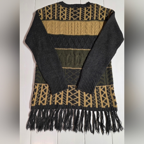 Vintage Romeo & Juliet Couture Women's Sweater - Size: M - Picture 3 of 7